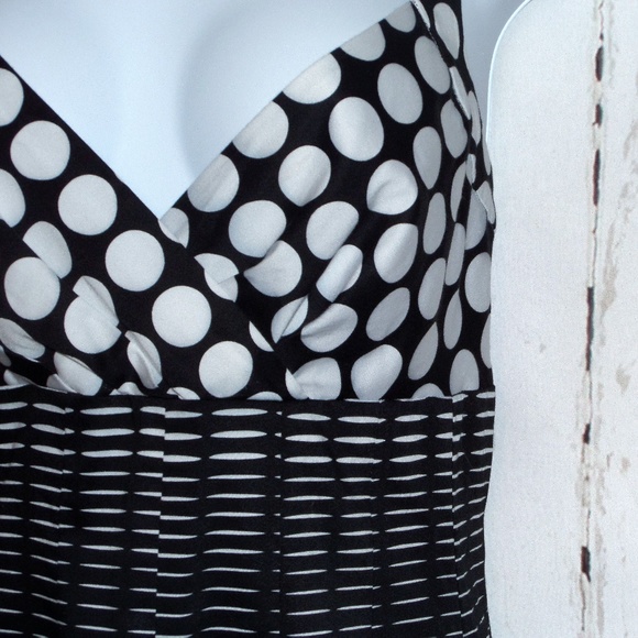 NWOT Calvin Klein Polka Dot Pleated Dress - Picture 4 of 8